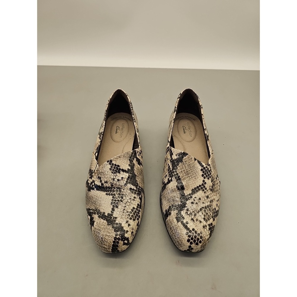 Clarks Juliet Palm Loafer Shoes Multicolor Women's Size 6. 5 Slip On Snake Print
